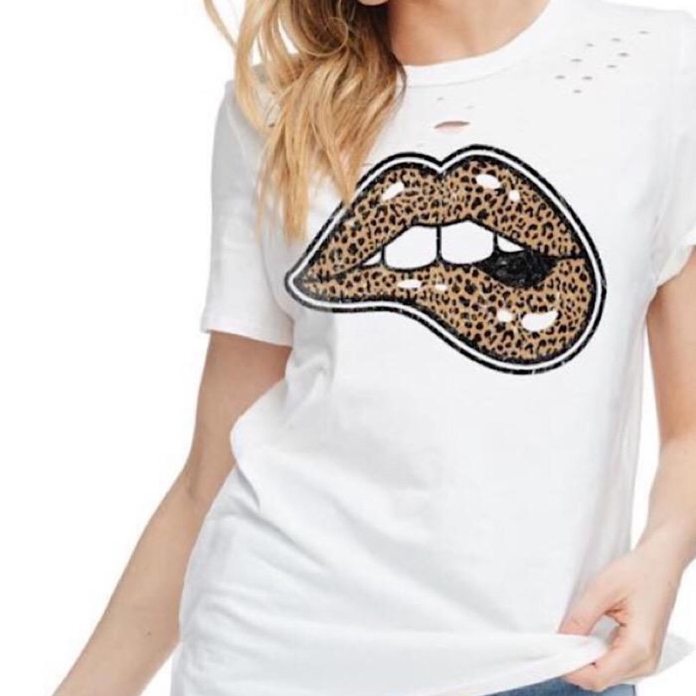 Zutter • White M Tee Distressed